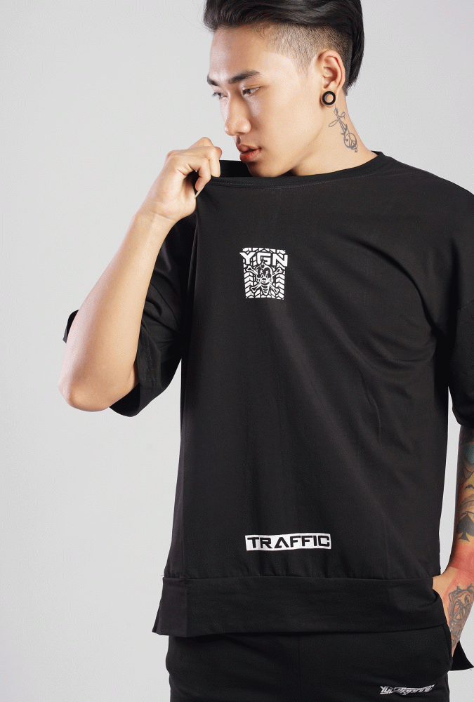 YGN TRAFFIC TYRE Design T-shirtBlack & White(Boy)